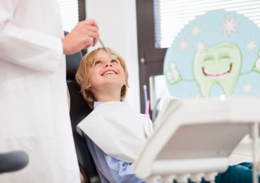 Dental fillings service image from Riverway Dental